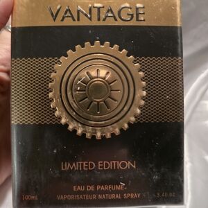 Vantage Limited Edition Eau de Parfum - Lattafa Black & Gold Packaging.